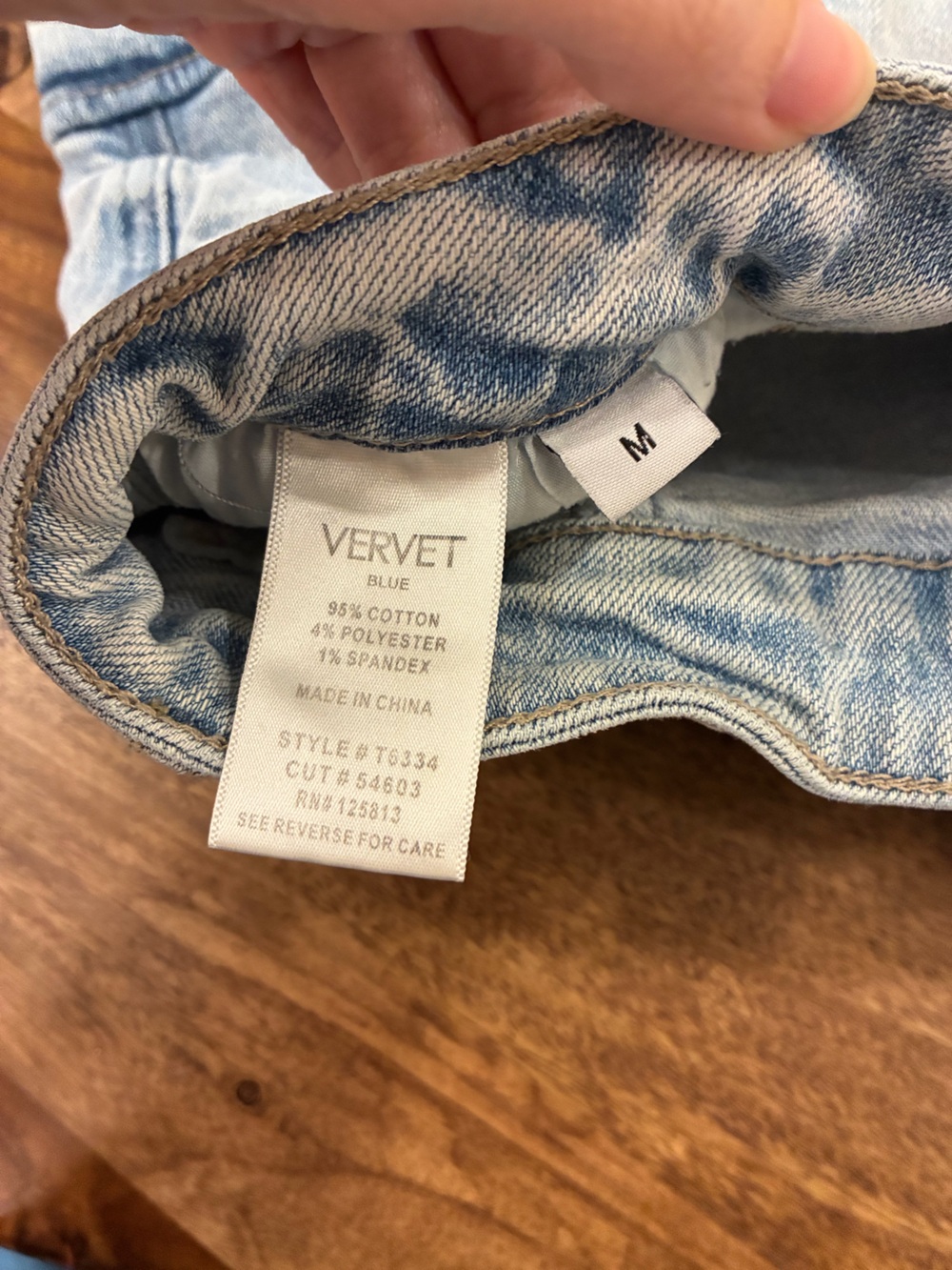 Vervet Denim Cargo Shorts - Women - Size M - Picture 6 of 7